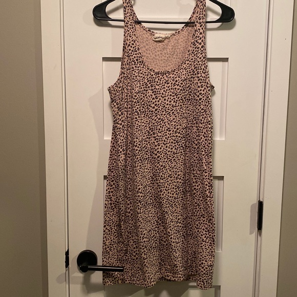 White Crow Dress- Size XS (Fits more like a Small) - Picture 1 of 4